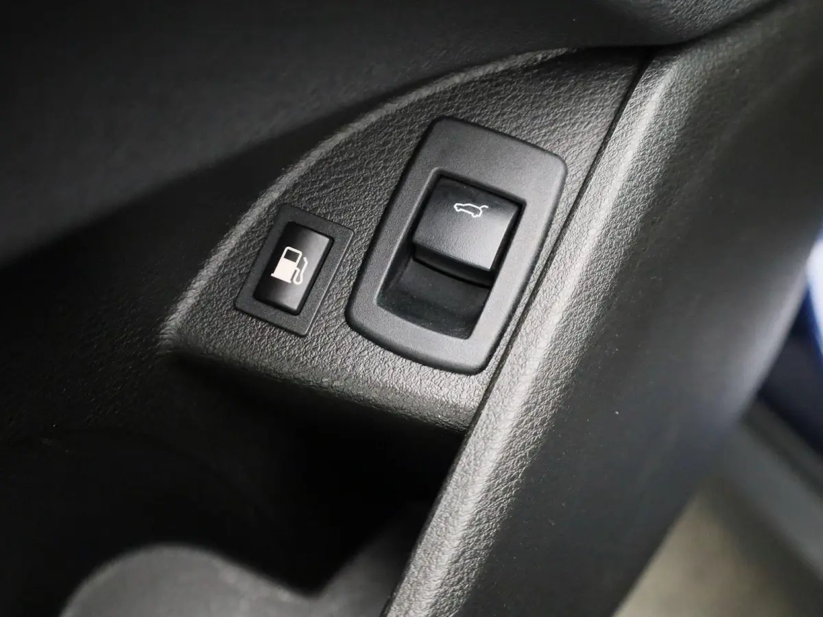 xDrive25e Aut. | Head up Display | Navigatie | Camera | Climate Control | Led Verlichting |