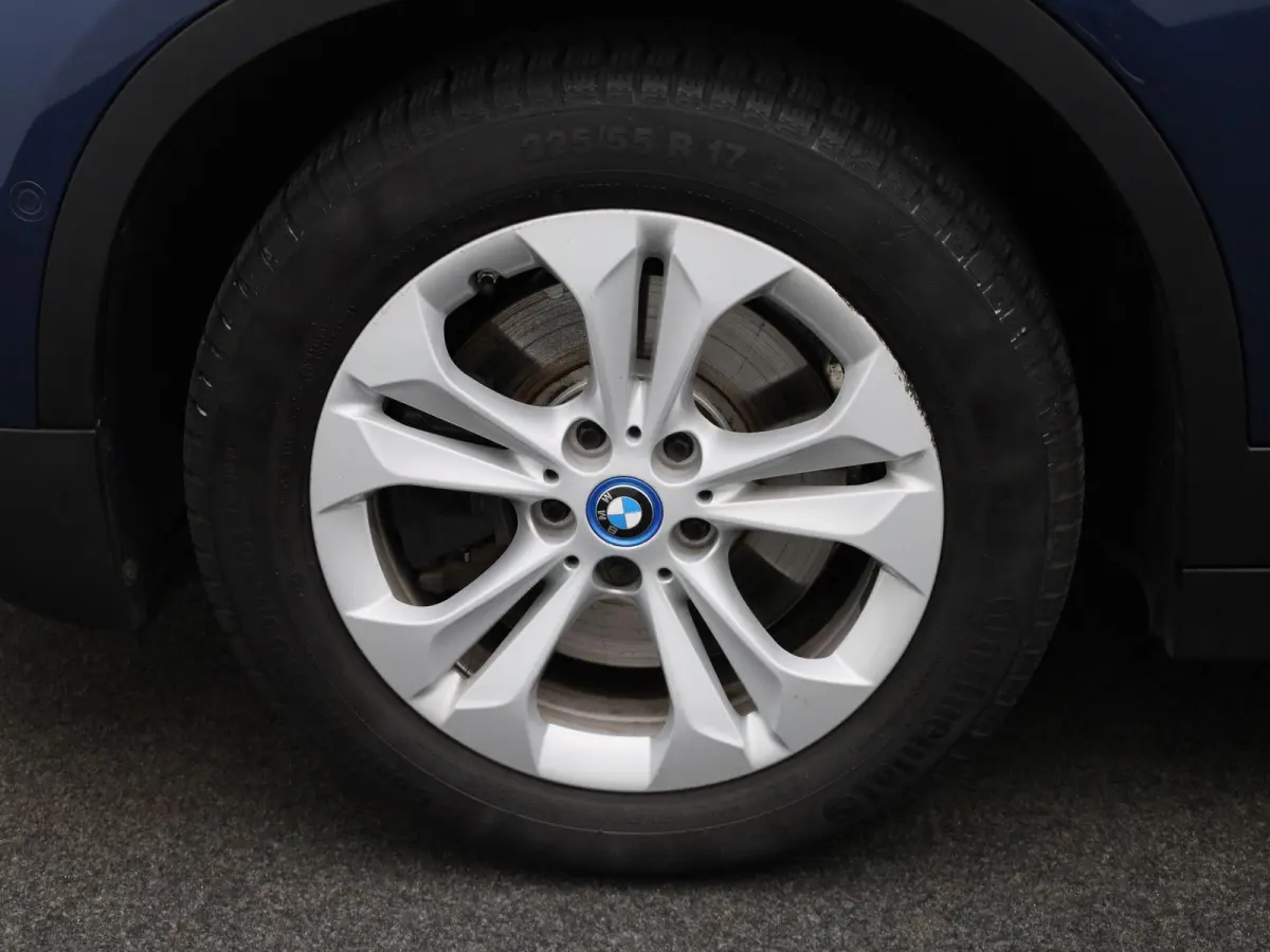 xDrive25e Aut. | Head up Display | Navigatie | Camera | Climate Control | Led Verlichting |