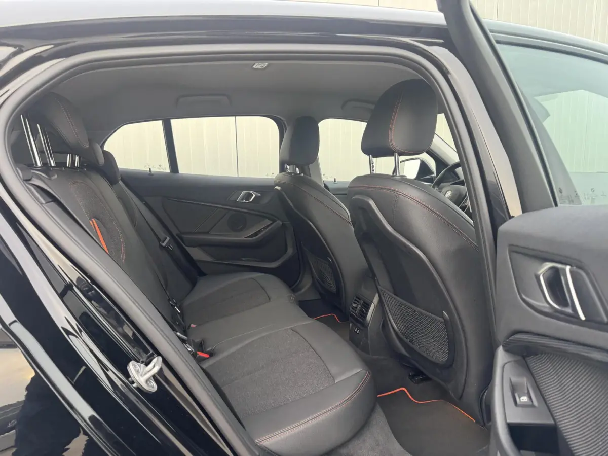 118i Executive Edition Sport Line|NL-Auto|Navi