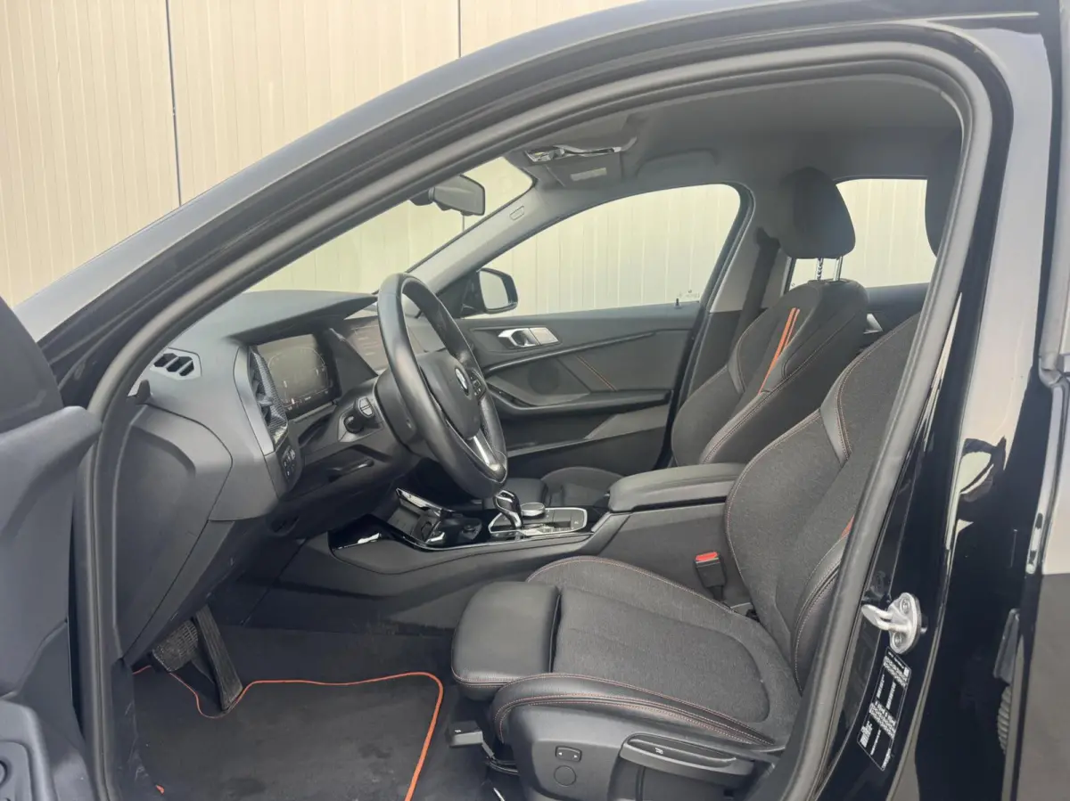 118i Executive Edition Sport Line|NL-Auto|Navi