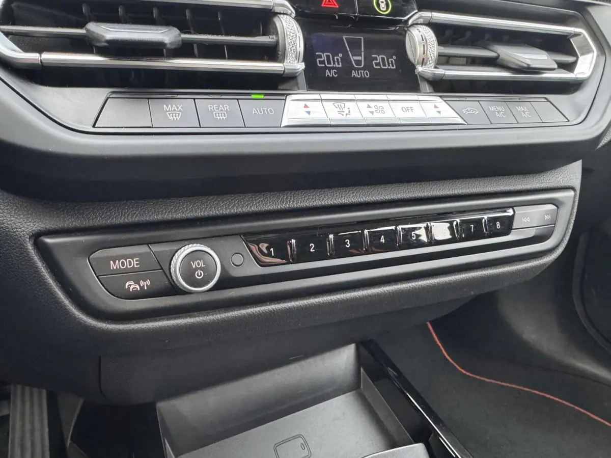 118i Executive Edition Sport Line|NL-Auto|Navi