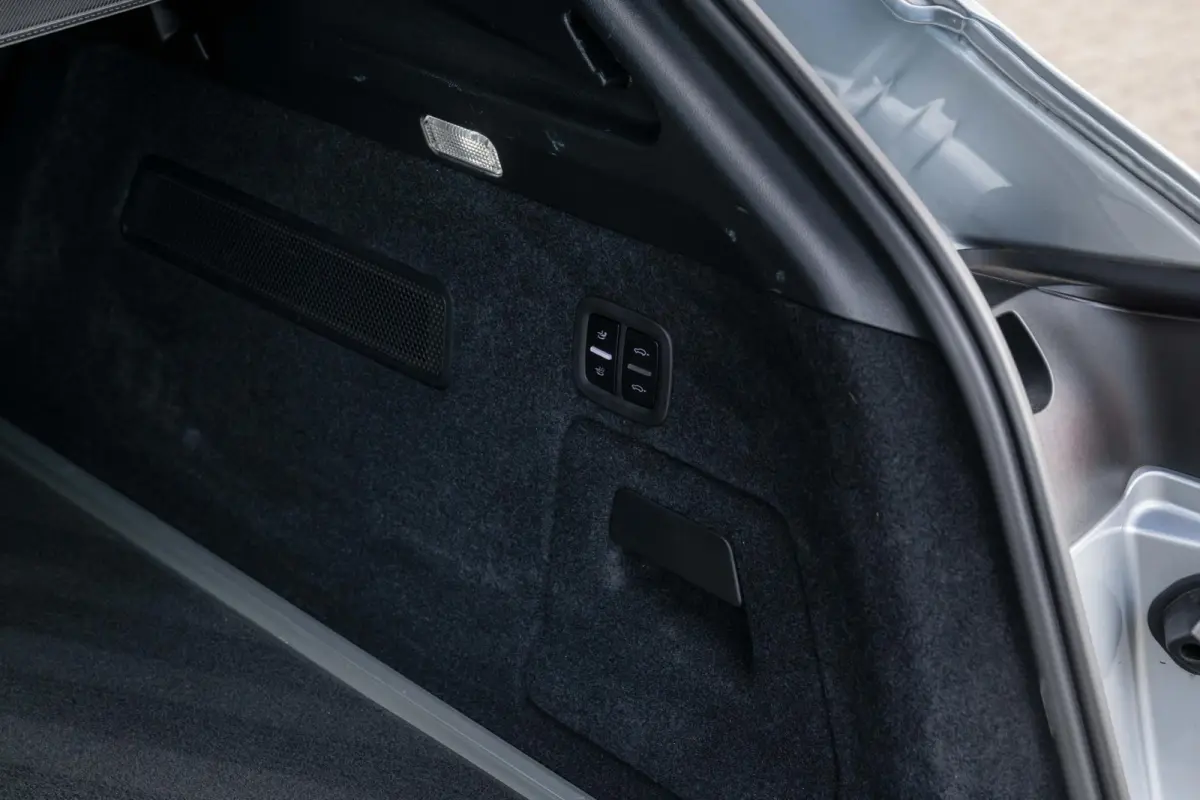 3.0 E-Hybrid SportDesign 4-Wielsturing InnoDrive