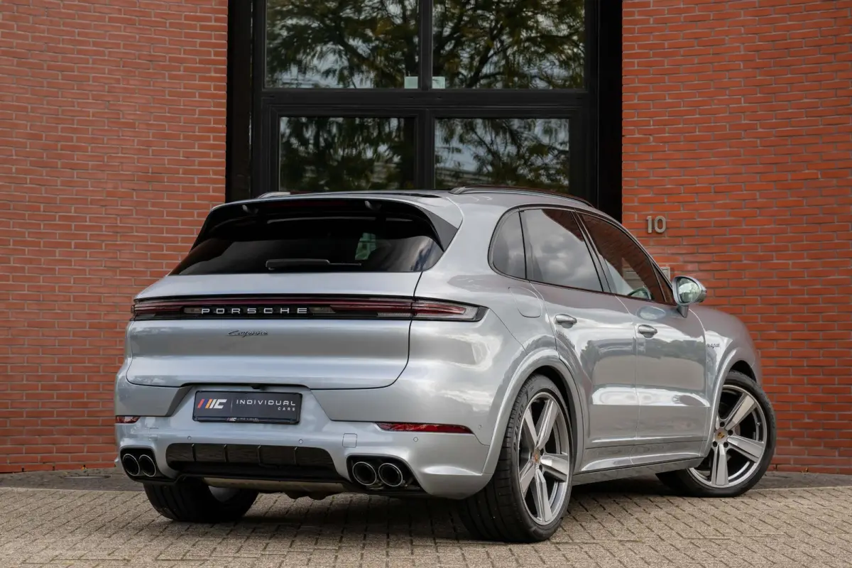 3.0 E-Hybrid SportDesign 4-Wielsturing InnoDrive