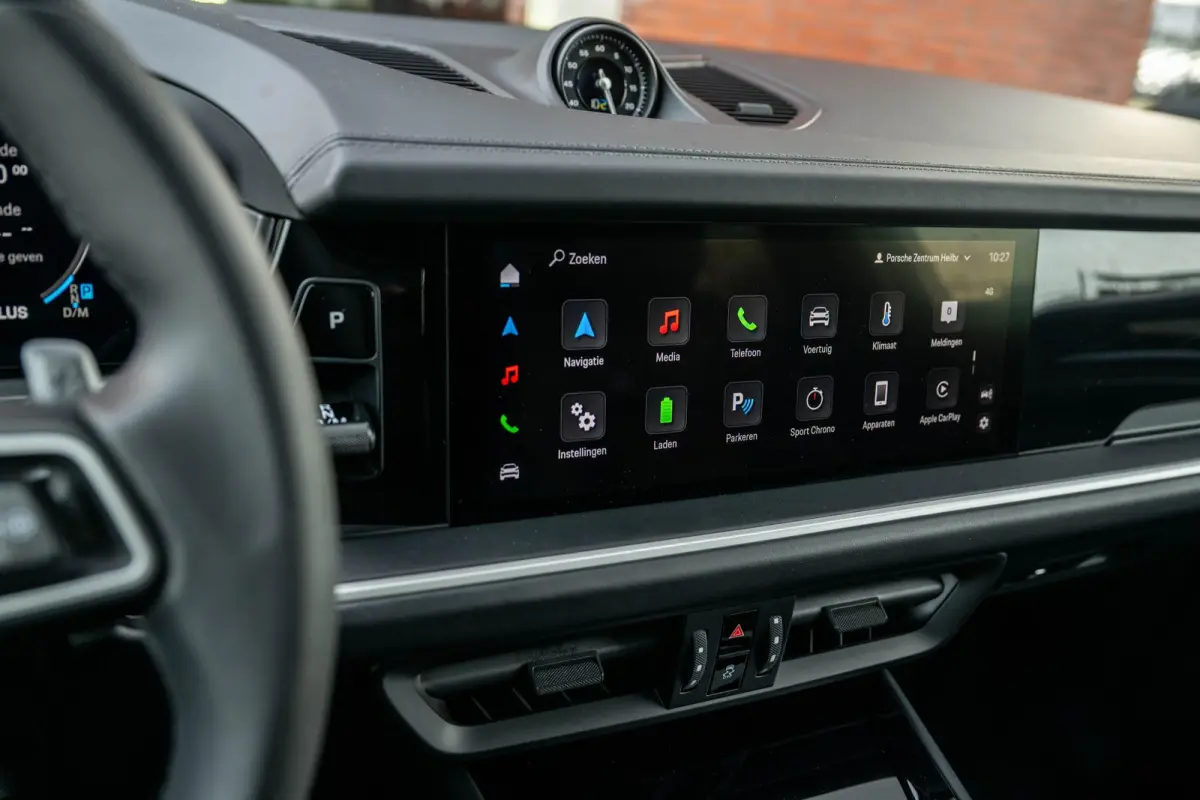 3.0 E-Hybrid SportDesign 4-Wielsturing InnoDrive