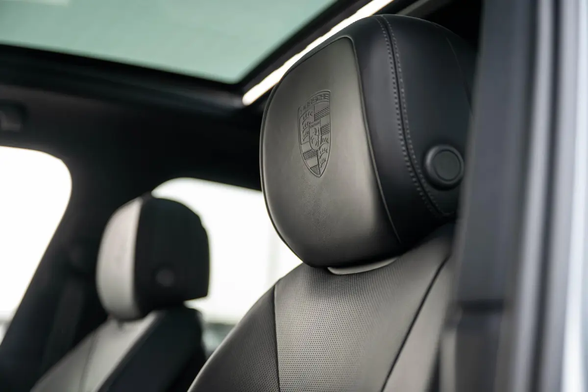 3.0 E-Hybrid SportDesign 4-Wielsturing InnoDrive