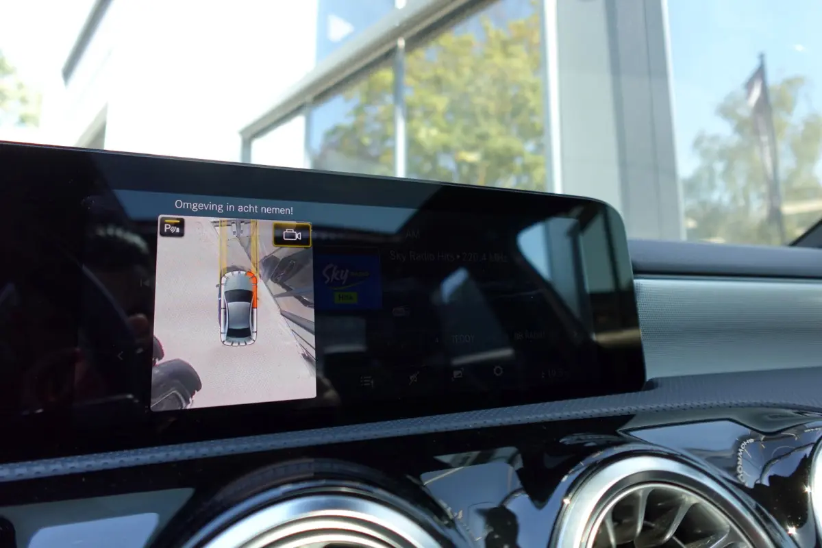 250 e Business Solution AMG PANO HUD CAM