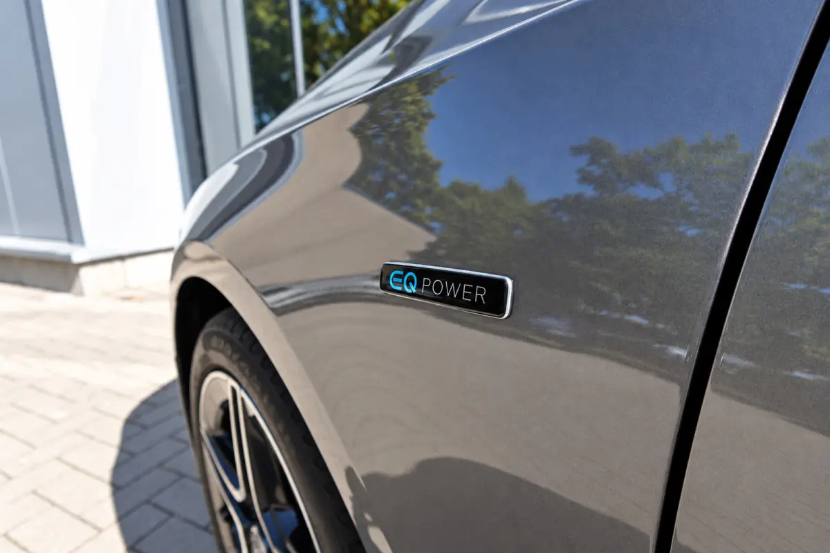 250 e Business Solution AMG PANO HUD CAM