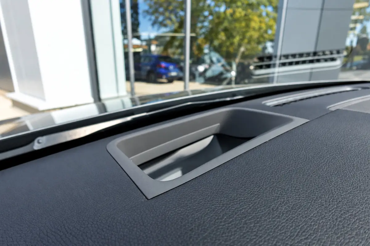 250 e Business Solution AMG PANO HUD CAM