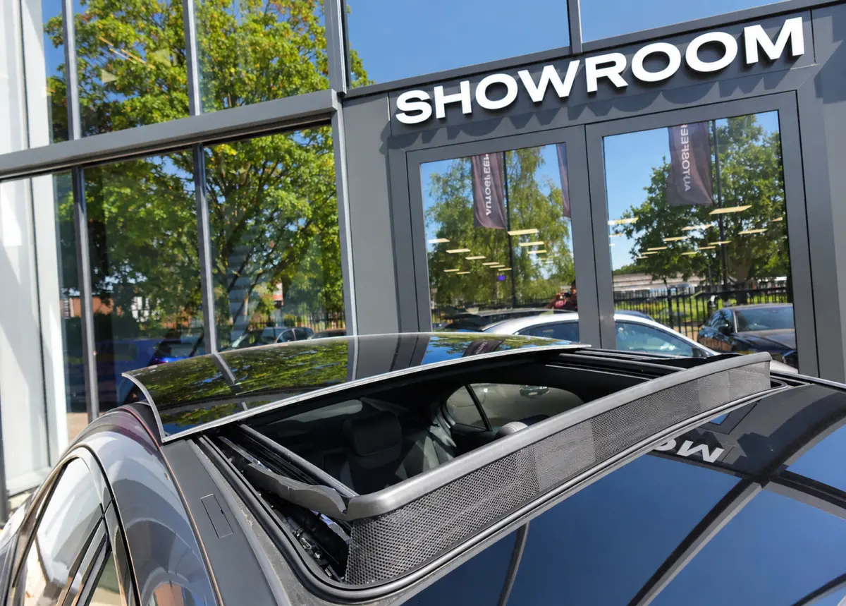 250 e Business Solution AMG PANO HUD CAM