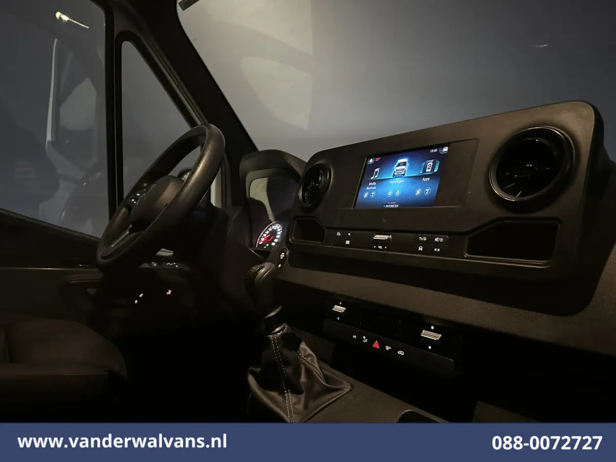 317 CDI 170pk L3H2 Euro6 Airco | Camera | Apple Carplay | Cruisecontrol | Chauffeursstoel Android Auto, Stoelverwarming, Bijrijdersbank