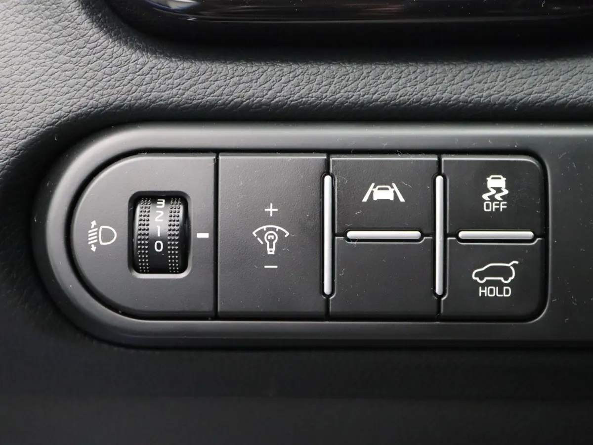 1.5 T-GDi GT-Line |  Automaat | Navigatie | Panoramadak | Apple Carplay / Android Auto | Climate Control | Camera | Digital Cockpit | Kia Connect | Stoel- Stuurverwarming | Adaptive Cruise C
