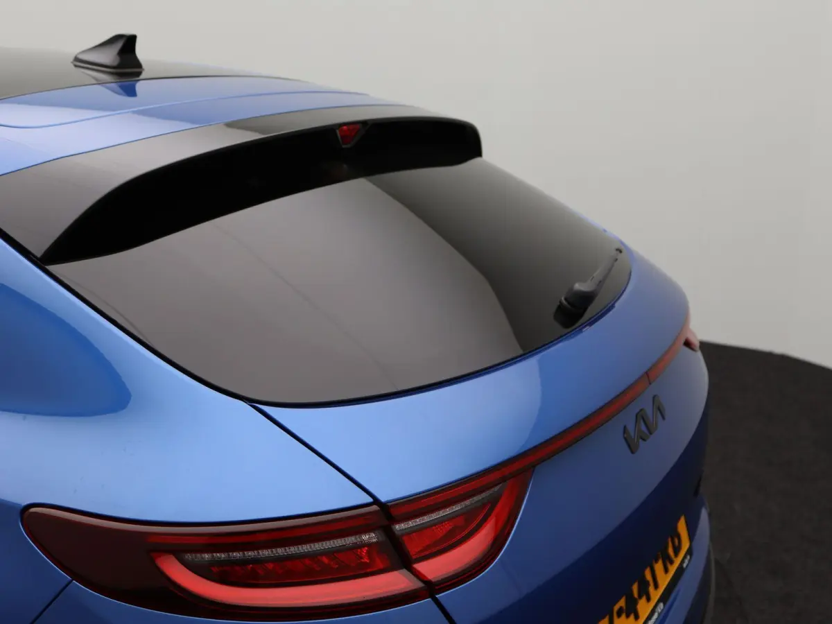 1.5 T-GDi GT-Line |  Automaat | Navigatie | Panoramadak | Apple Carplay / Android Auto | Climate Control | Camera | Digital Cockpit | Kia Connect | Stoel- Stuurverwarming | Adaptive Cruise C