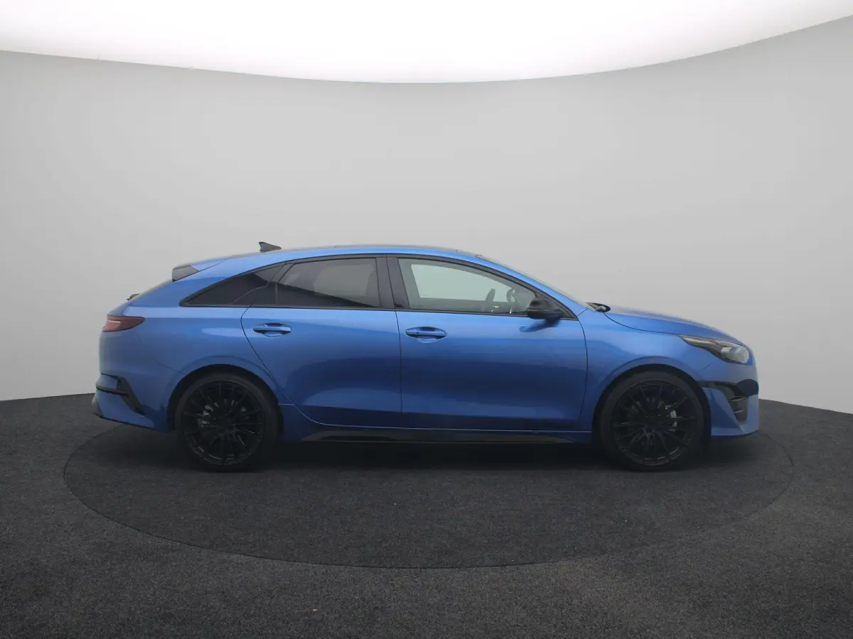 1.5 T-GDi GT-Line |  Automaat | Navigatie | Panoramadak | Apple Carplay / Android Auto | Climate Control | Camera | Digital Cockpit | Kia Connect | Stoel- Stuurverwarming | Adaptive Cruise C