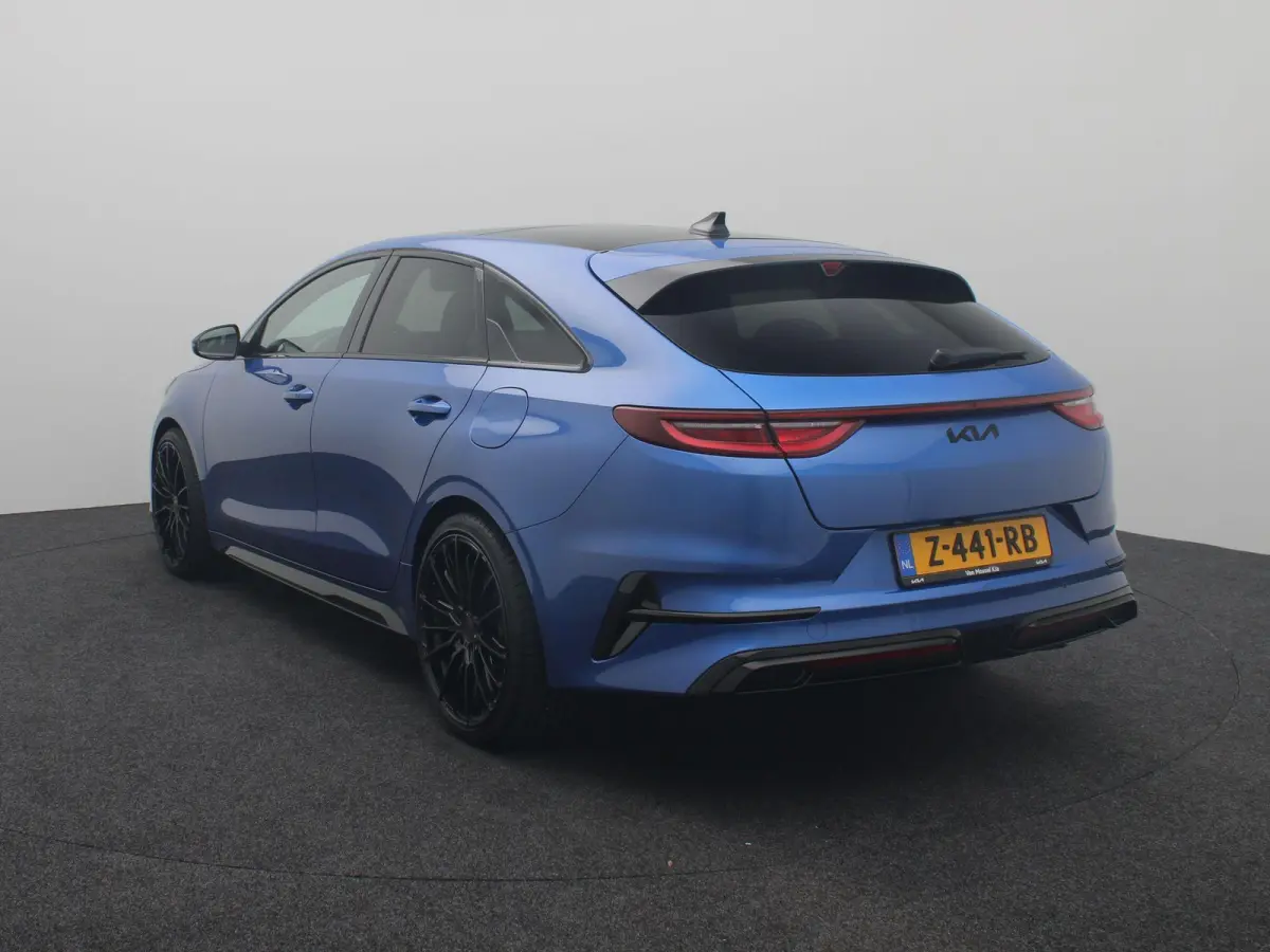 1.5 T-GDi GT-Line |  Automaat | Navigatie | Panoramadak | Apple Carplay / Android Auto | Climate Control | Camera | Digital Cockpit | Kia Connect | Stoel- Stuurverwarming | Adaptive Cruise C