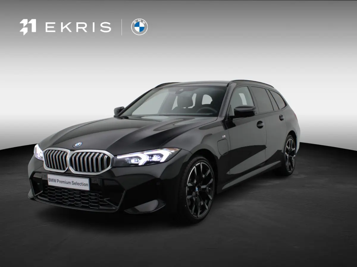 330e M Sportpakket | SoH 100% | Comfort Pack | 	Stuurwielrand Verwarmd | Comfort Access | Trekhaak | DAB | HiFi | 19''