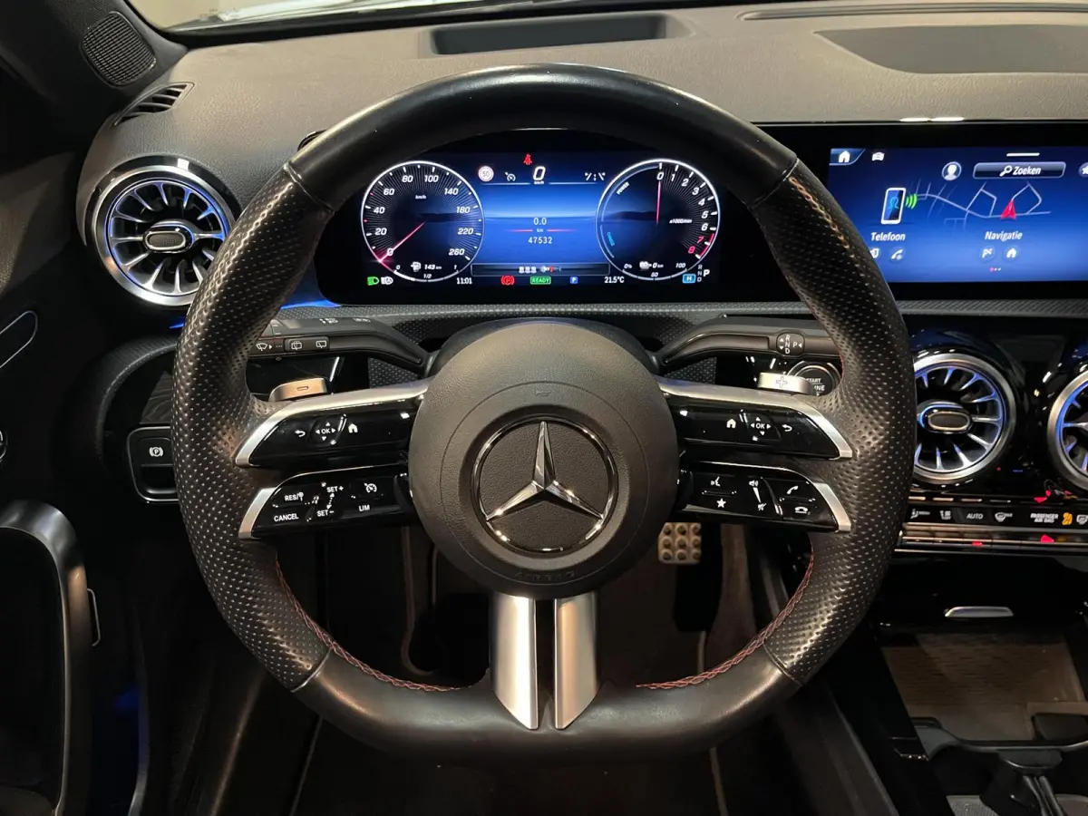 250 e AMG Line 18"/SOH 93%/Panoramadak/Head-up/Memory l+r/Stoel + stuurverwarming/Matrix LED/360 camera/Keyless/Dodehoek/Apple Carplay & Android Auto