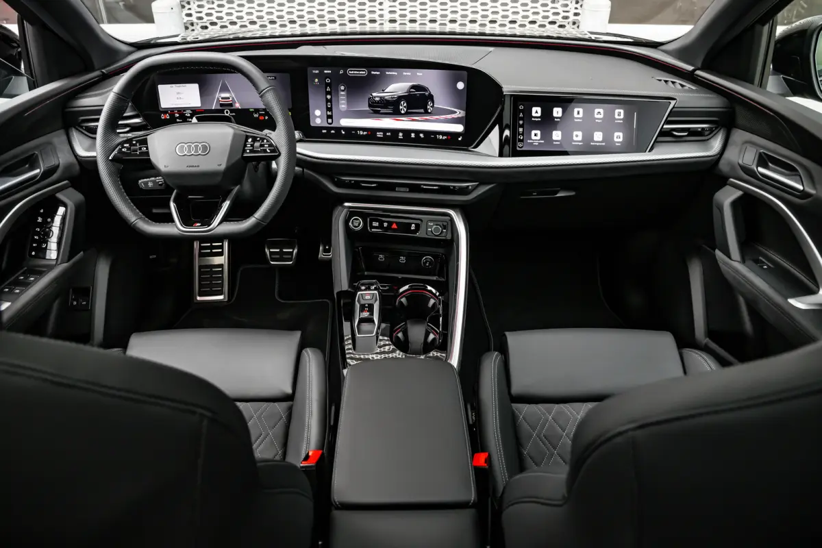 S edition competition | Audi virtual cockpit | Dashcam | Hemelbekleding in zwart