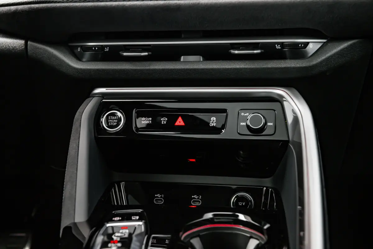 S edition competition | Audi virtual cockpit | Hemelbekleding in zwart | Navigatie plus