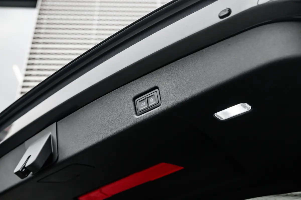 S edition competition | Audi virtual cockpit | Hemelbekleding in zwart | Navigatie plus