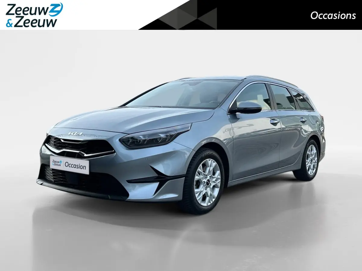 1.5 T-GDi DynamicLine | All-Seasonbanden | Apple Carplay / Android Auto | Navigatiesysteem | Parkeersensoren Voor + Achter | Parkeercamera Achter | Licht + Regensensor | Cruise Control | Cli