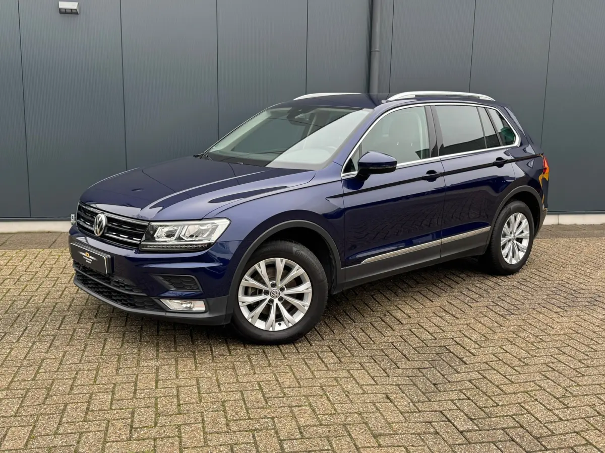 1.4 TSI Comfortline * Navigatiesysteem * Parkeercamers * Led * Lichtmetalen Velgen *