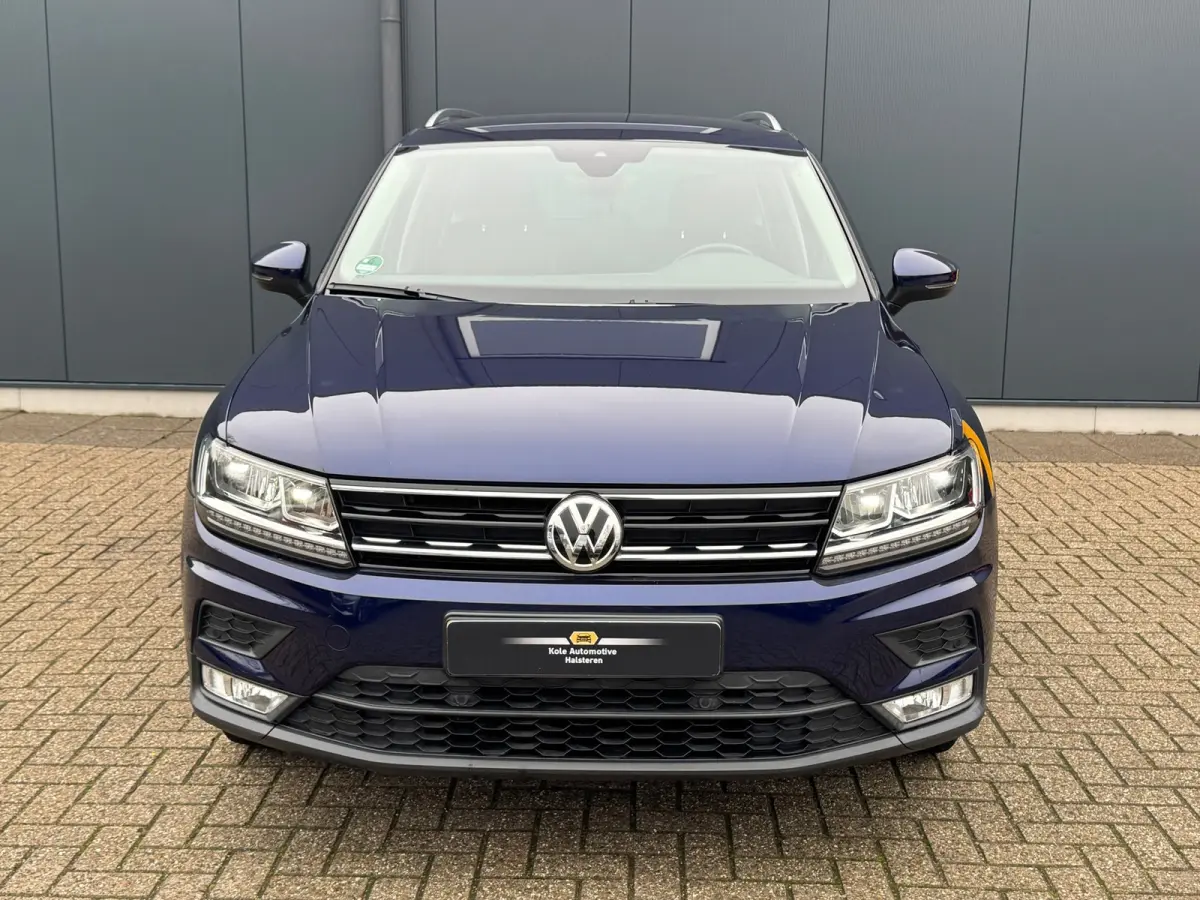 1.4 TSI Comfortline * Navigatiesysteem * Parkeercamers * Led * Lichtmetalen Velgen *