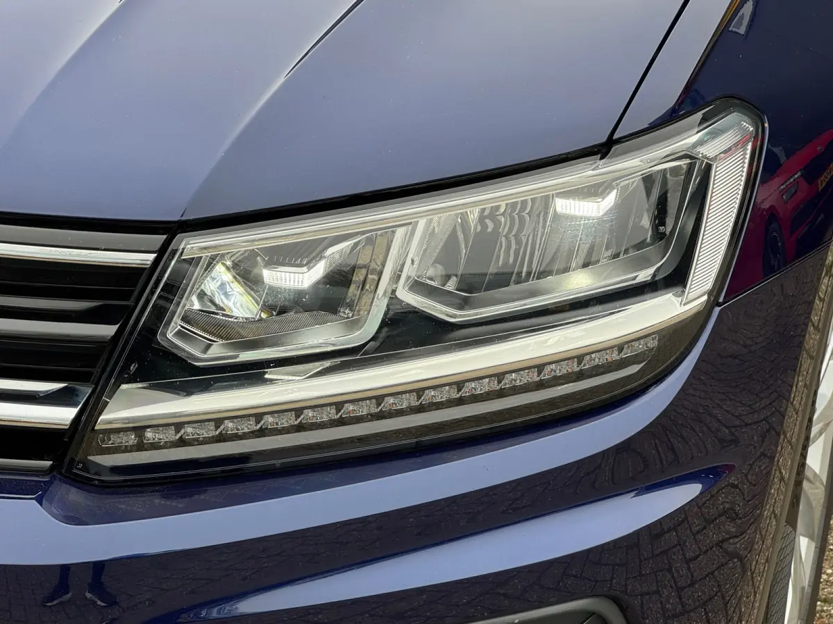1.4 TSI Comfortline * Navigatiesysteem * Parkeercamers * Led * Lichtmetalen Velgen *