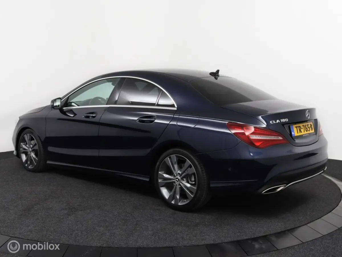 180 Upgrade Edition Autmaat | Vol Opties | Camera | PDC | NL Auto | Dealer-onderhouden | DEALER-STAAT