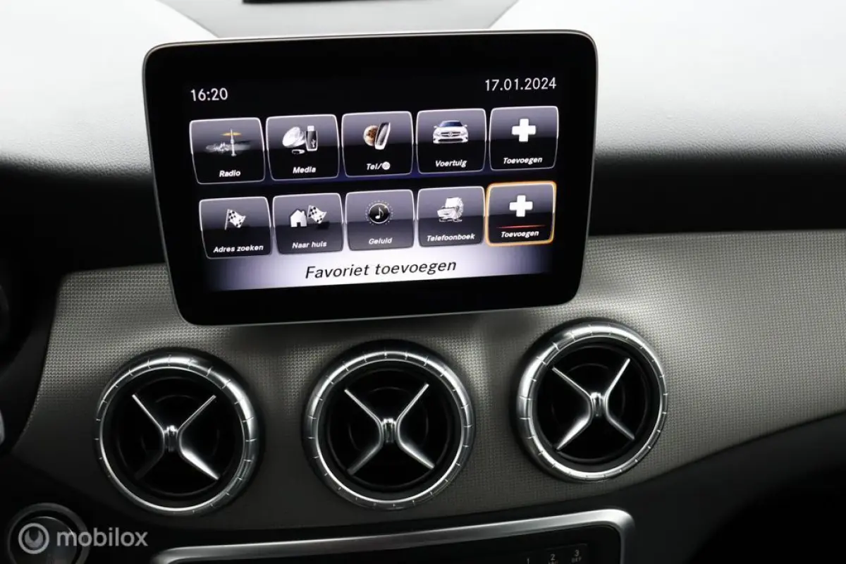 180 Upgrade Edition Autmaat | Vol Opties | Camera | PDC | NL Auto | Dealer-onderhouden | DEALER-STAAT