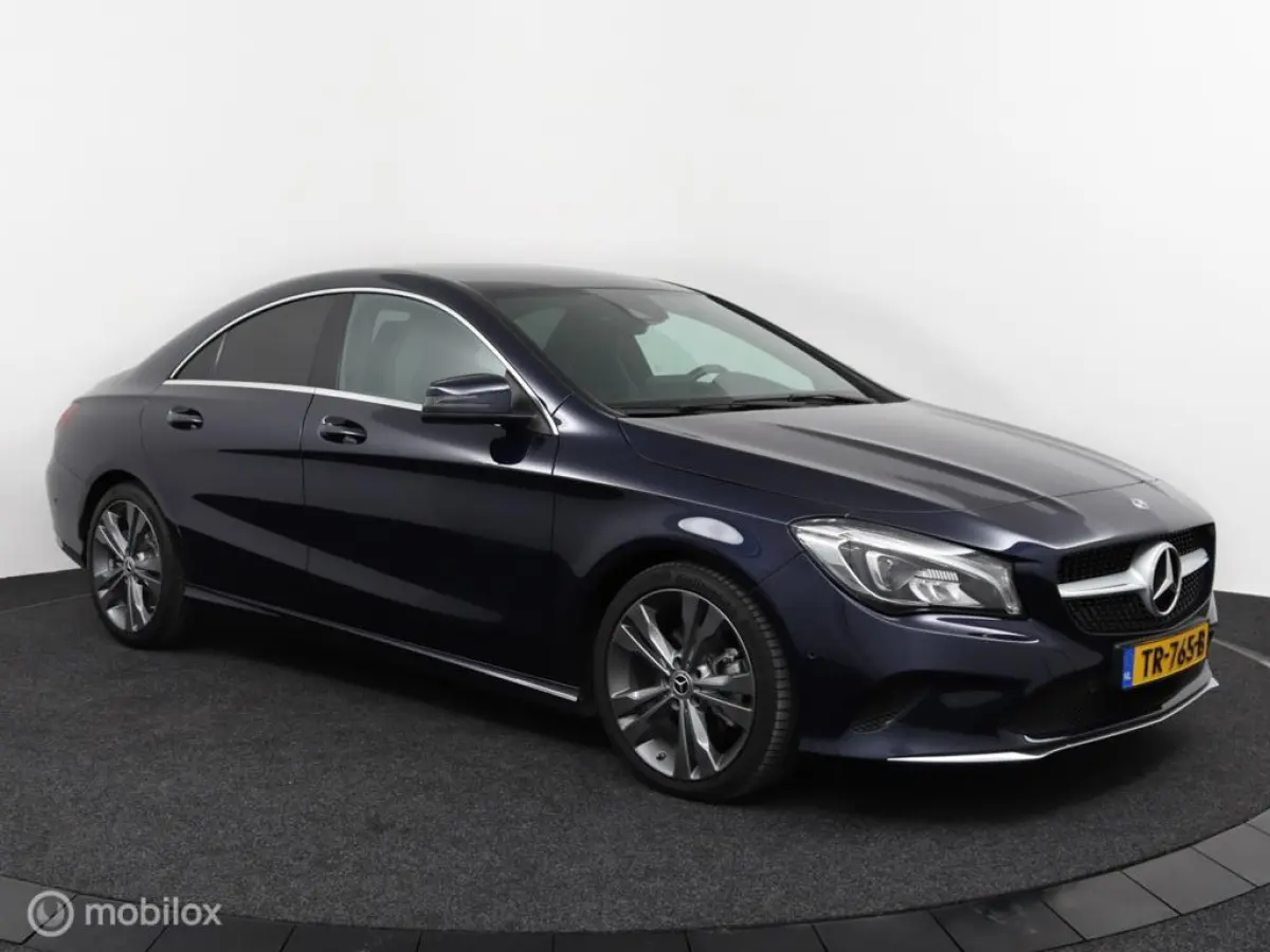 180 Upgrade Edition Autmaat | Vol Opties | Camera | PDC | NL Auto | Dealer-onderhouden | DEALER-STAAT
