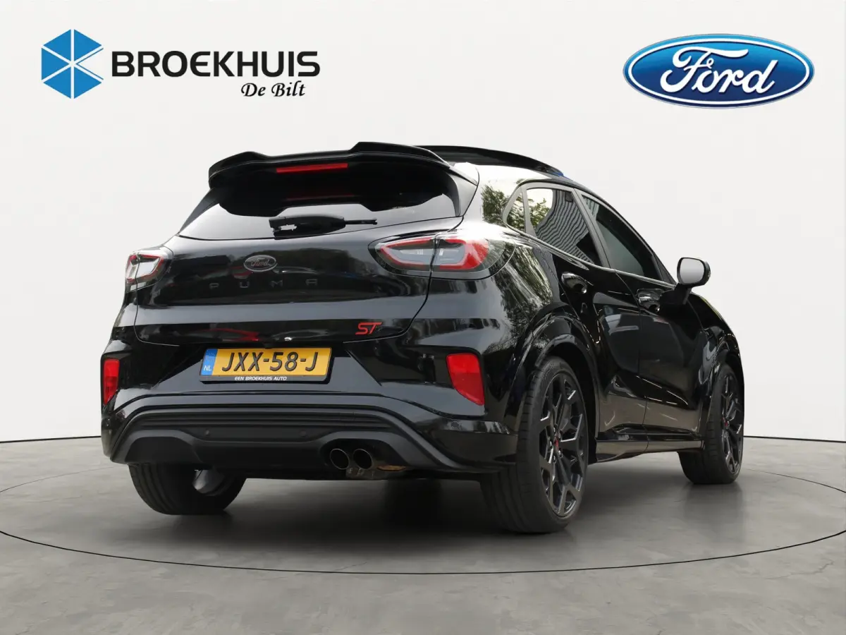 1.0EB ST-X | DIRECT RIJDEN! | NL-AUTO! | 1E EIGENAAR! | PERFORMANCE PACK | WINTERPACK | ADAPTIVE CRUISE | PANODAK | 360° CAMERA | LANE ASSIST | DEALER OH! | FORD PERFORMANCE STOELEN