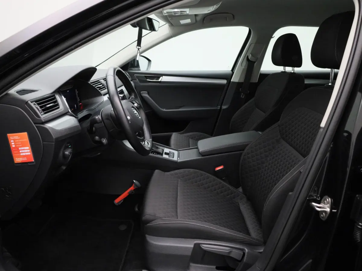 1.5 TSI ACT Business Edition | Automaat | Apple Carplay / Android Auto | Virtual Cockpit | Adaptieve Cruise | Trekhaak | Keyless |