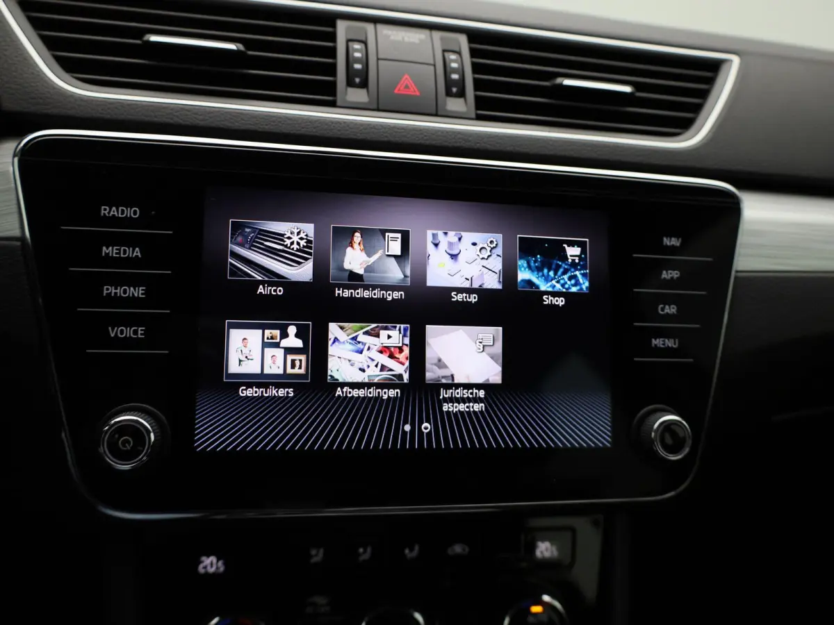 1.5 TSI ACT Business Edition | Automaat | Apple Carplay / Android Auto | Virtual Cockpit | Adaptieve Cruise | Trekhaak | Keyless |