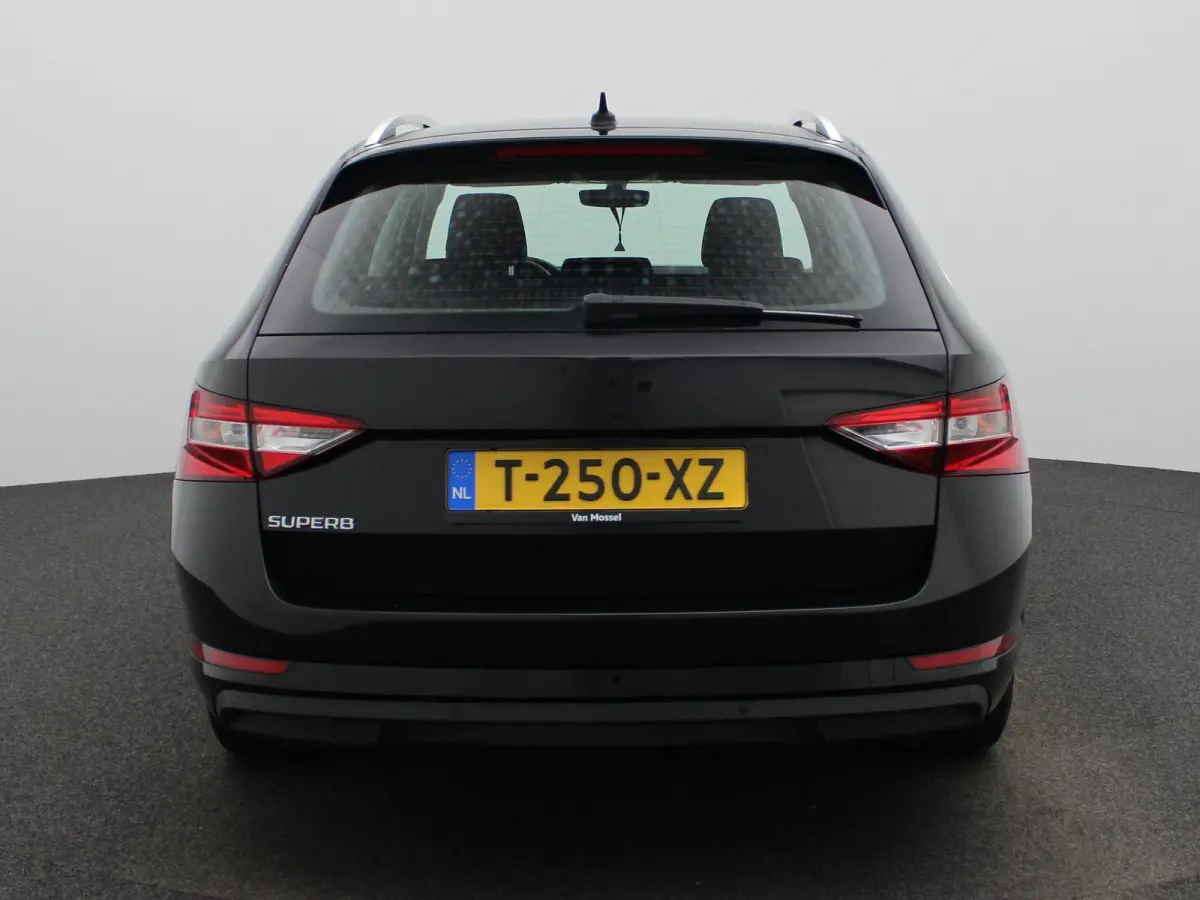 1.5 TSI ACT Business Edition | Automaat | Apple Carplay / Android Auto | Virtual Cockpit | Adaptieve Cruise | Trekhaak | Keyless |