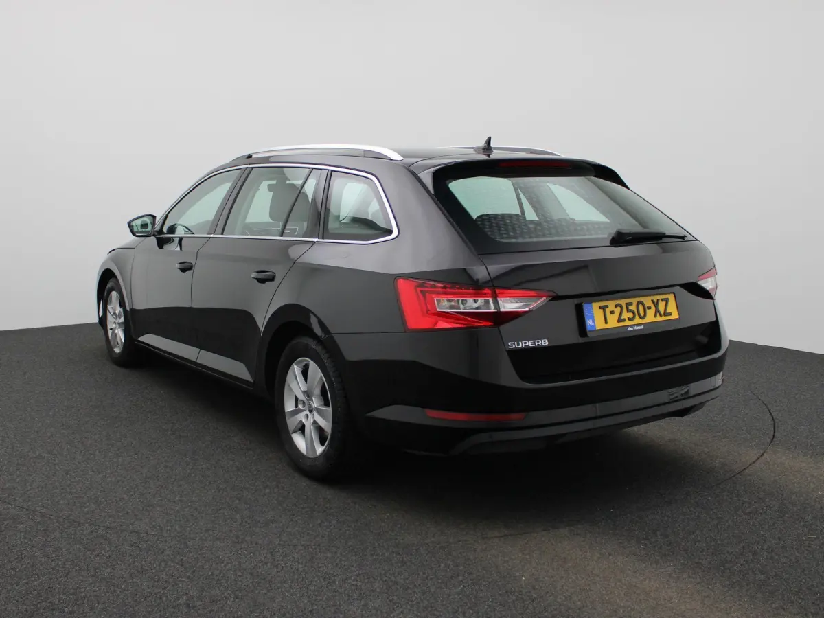 1.5 TSI ACT Business Edition | Automaat | Apple Carplay / Android Auto | Virtual Cockpit | Adaptieve Cruise | Trekhaak | Keyless |