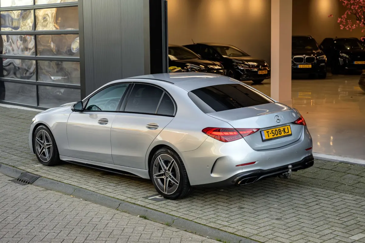 300 d AMG Line|Trekhaak|360-Camera|Carplay