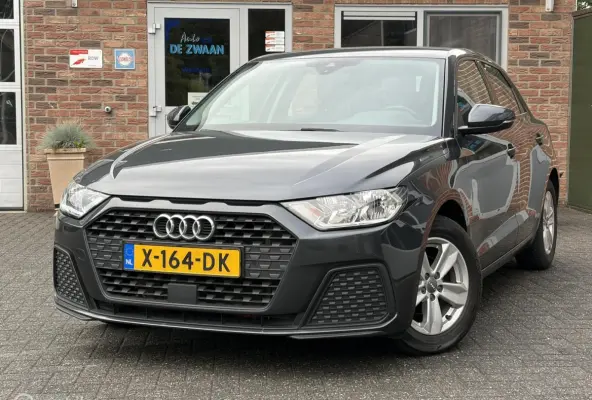 25 TFSI Pro Line|Virtueel Cockpit|Parkeersensoren Voor/Achter|Climatronic