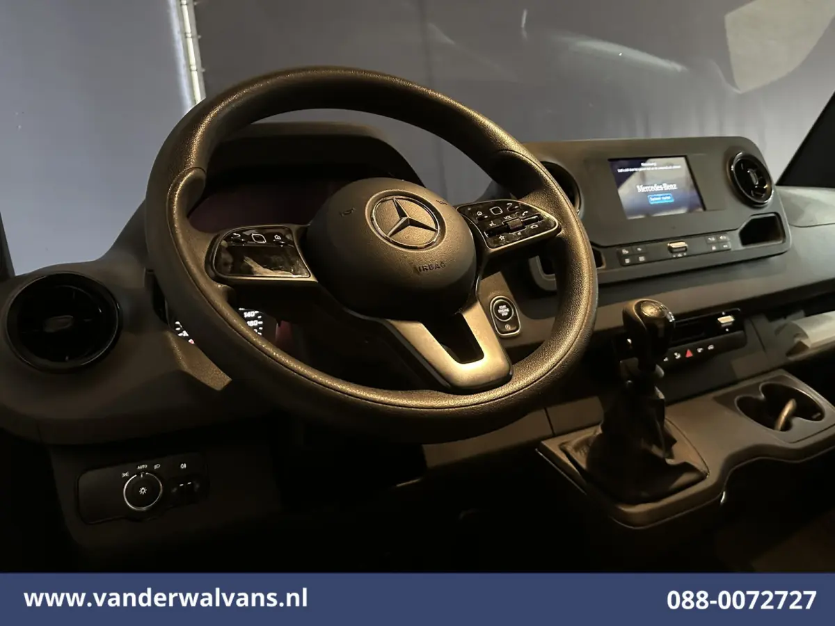 314 CDI 143pk L3H2 Euro6 Airco | Camera | Navigatie | Apple Carplay | Android Auto Parkeersensoren
