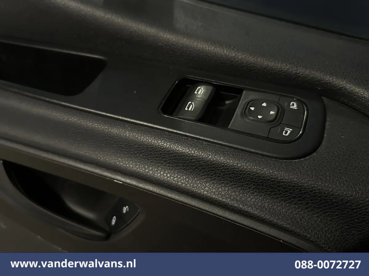 314 CDI 143pk L3H2 Euro6 Airco | Camera | Navigatie | Apple Carplay | Android Auto Parkeersensoren