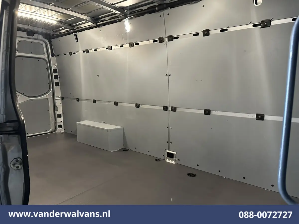 314 CDI 143pk L3H2 Euro6 Airco | Camera | Navigatie | Apple Carplay | Android Auto Parkeersensoren