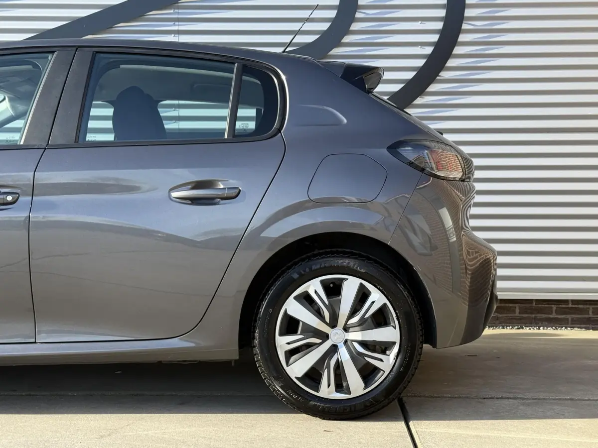 1.2 PureTech Active 2e Eigenaar|Navi|Carplay|Clima|Cruise|D-riem v.v. in 2023|N.A.P|Nieuwe APK bij Aflevering