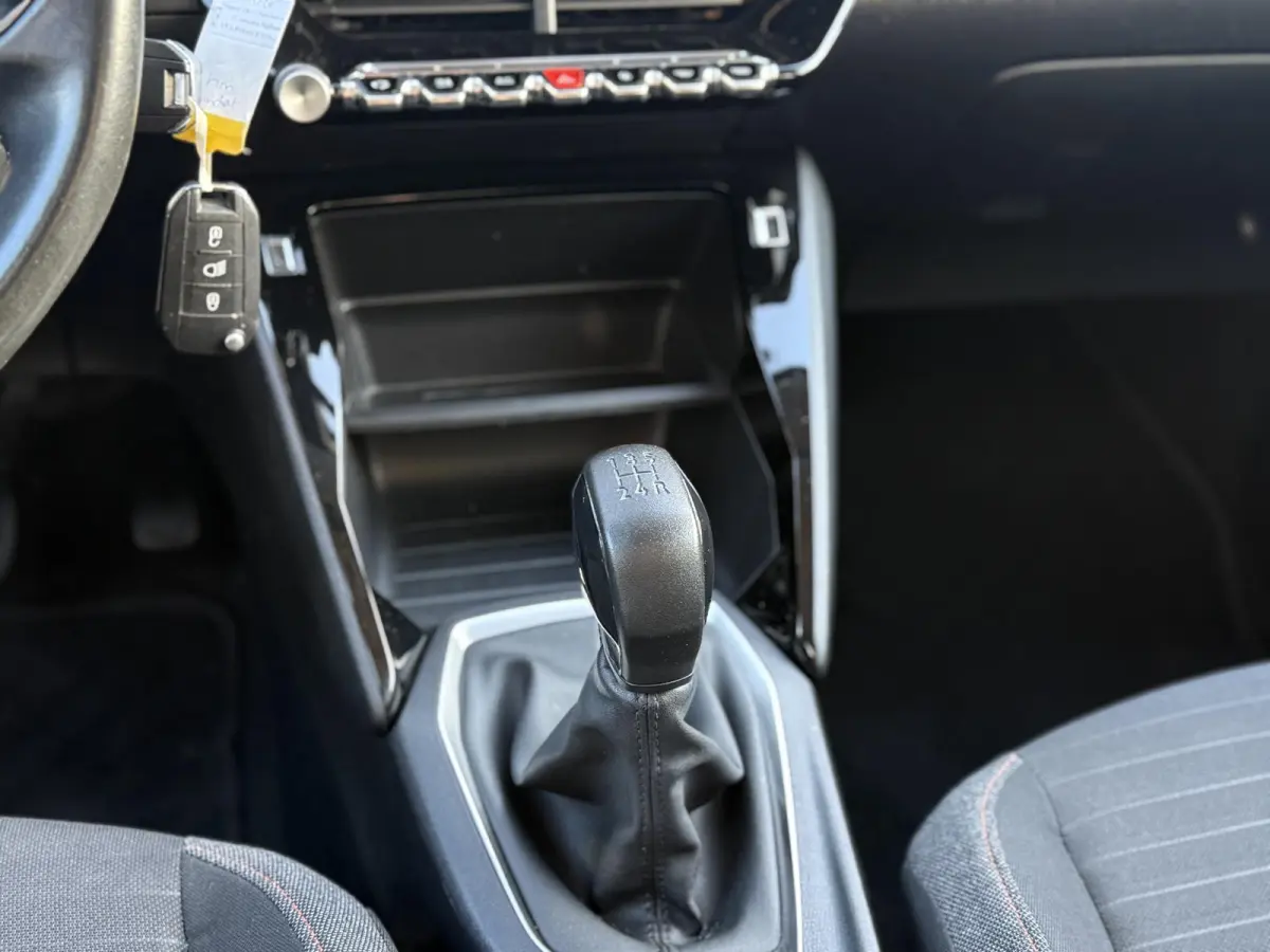 1.2 PureTech Active 2e Eigenaar|Navi|Carplay|Clima|Cruise|D-riem v.v. in 2023|N.A.P|Nieuwe APK bij Aflevering