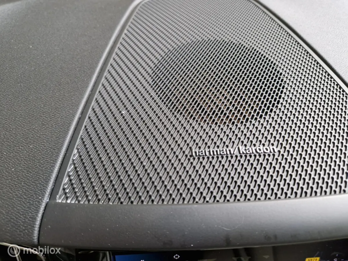 B5 HEV 2.0 Exclusive Pano Elec-Haak 360 Graden Harman-Kardon Leder