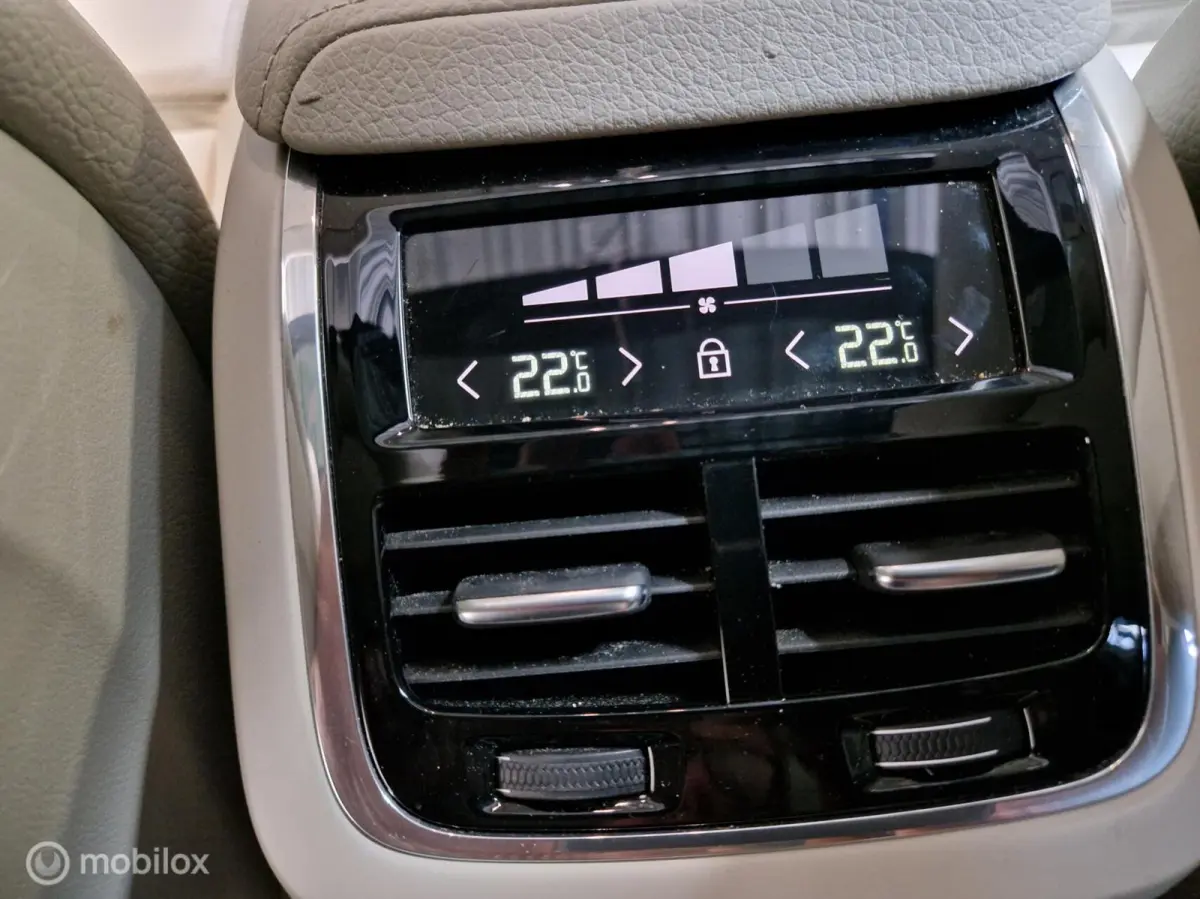 B5 HEV 2.0 Exclusive Pano Elec-Haak 360 Graden Harman-Kardon Leder