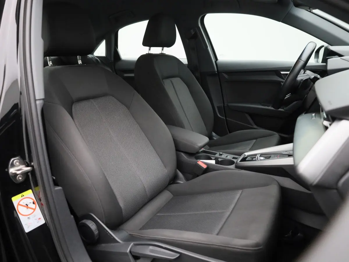 30 TFSI AUTOMAAT | Adaptieve Cruise Controle | PDC Voor/Achter | Keyless start | Apple carplay / Android Auto |
