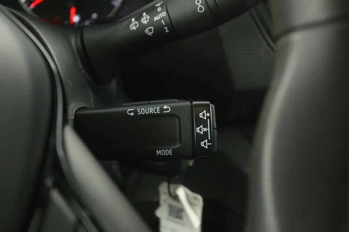2.0 dCi L1H1 Acenta | Marge | Airco | Cruise | Camera | Carplay | 3 Zits | 2xSchuifdeur | Parkeersens.