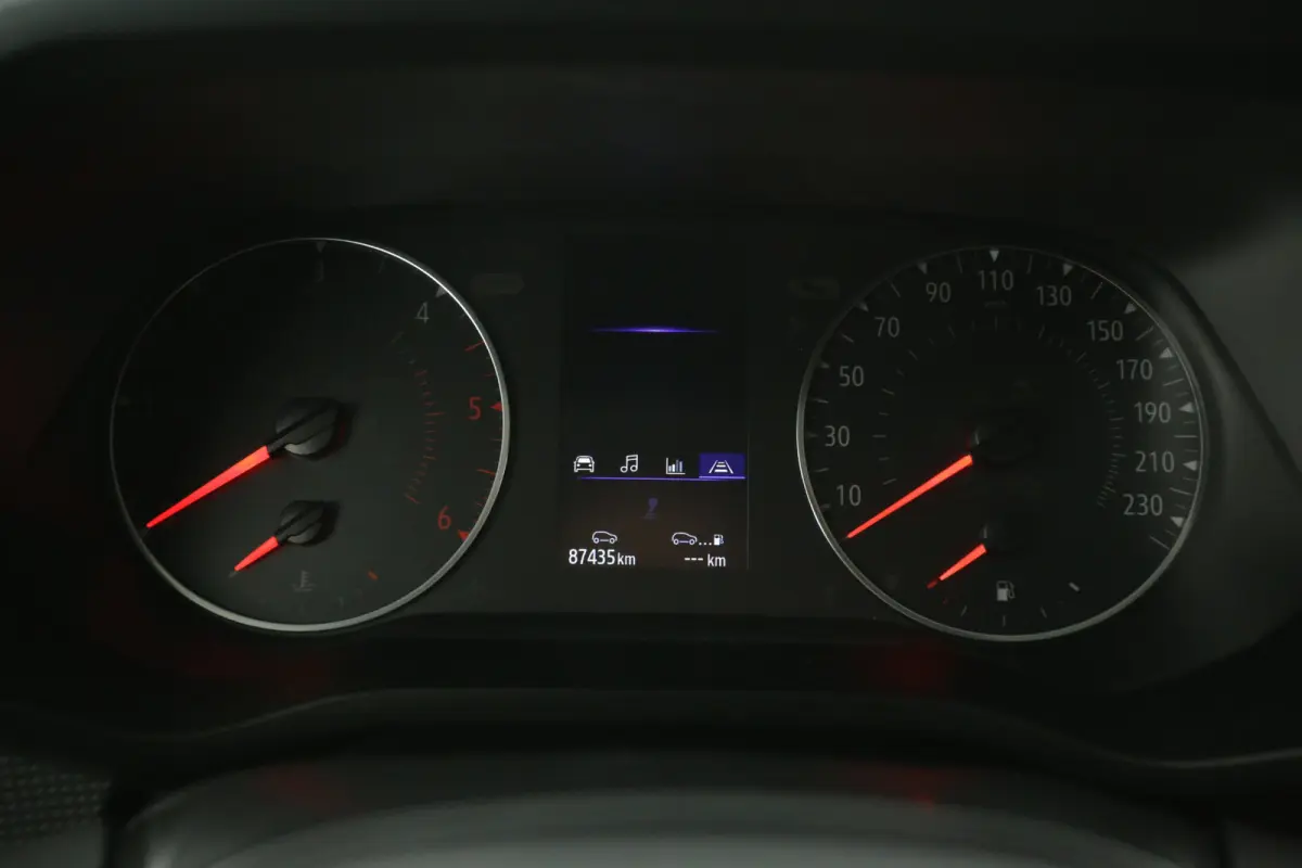 2.0 dCi L1H1 Acenta | Marge | Airco | Cruise | Camera | Carplay | 3 Zits | 2xSchuifdeur | Parkeersens.