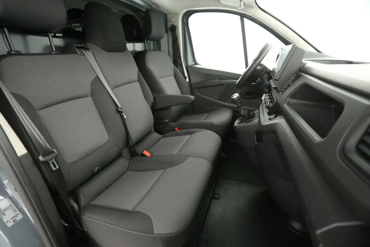 2.0 dCi L1H1 Acenta | Marge | Airco | Cruise | Camera | Carplay | 3 Zits | 2xSchuifdeur | Parkeersens.