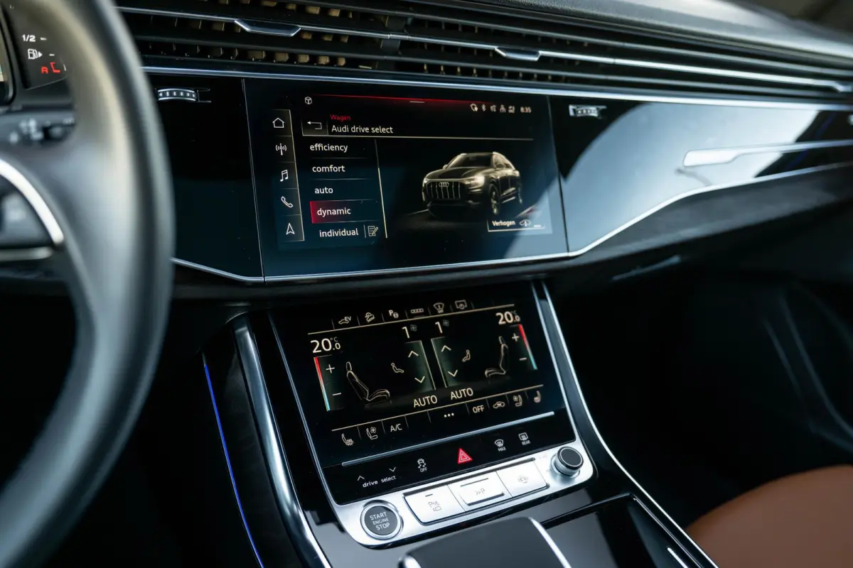55 TFSI e quattro S-Line Nightvision Softclose SQ8