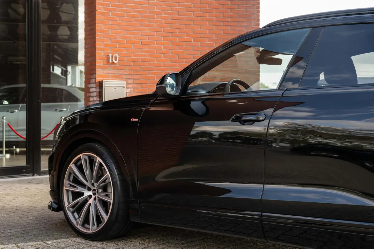 55 TFSI e quattro S-Line Nightvision Softclose SQ8